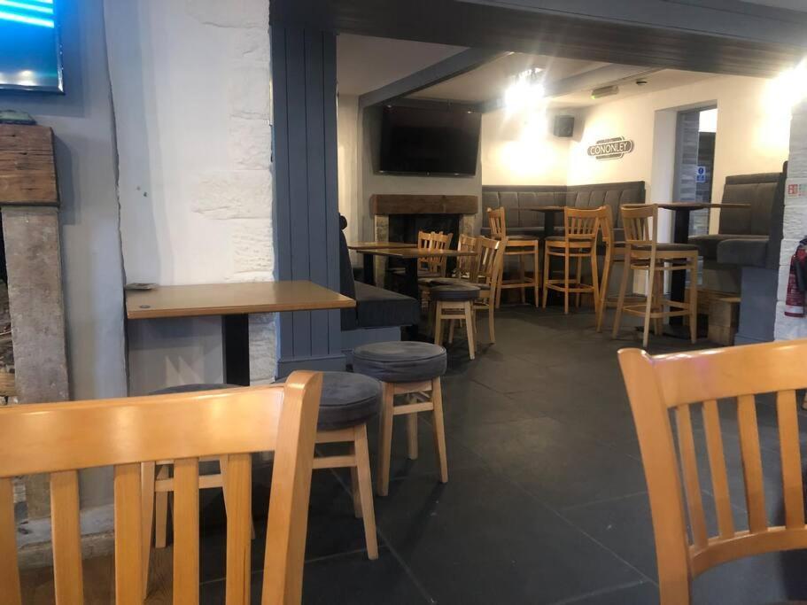 2 Bedroom Apartment, Cononley Near Skipton Eksteriør billede